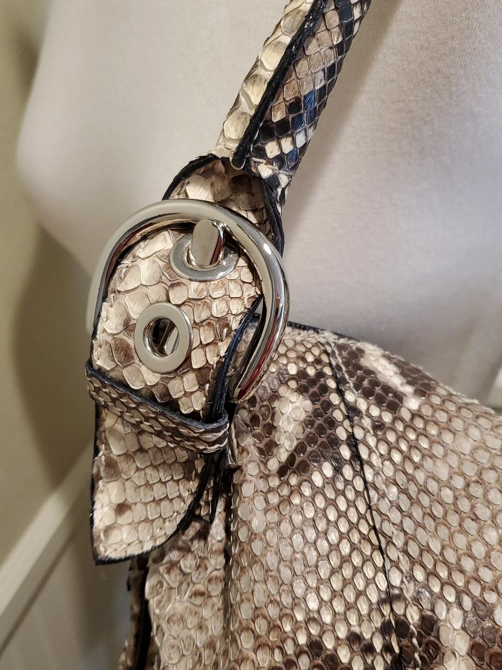 Real Python Shoulder Bag - Picture 6 of 13